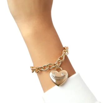 Armband med hjärtcharm
