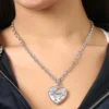 Halsband med hjärta