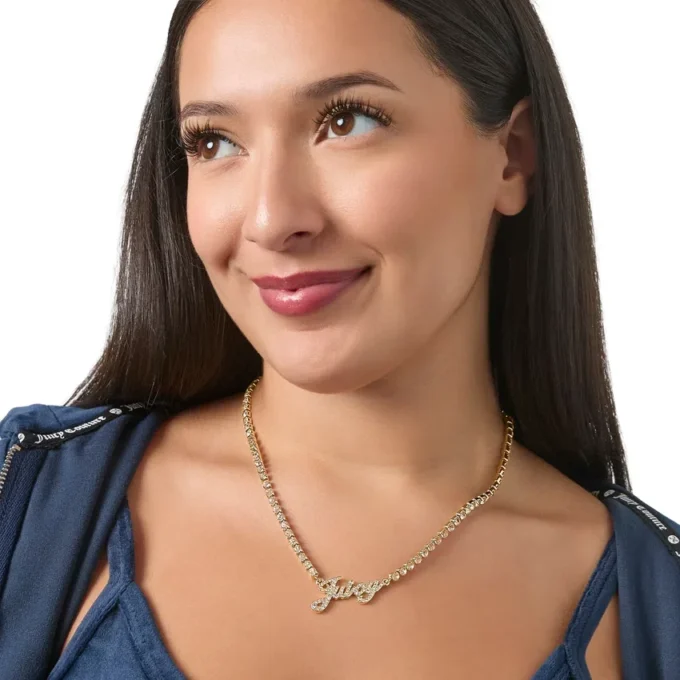 Halsband med kedja och logotyp
