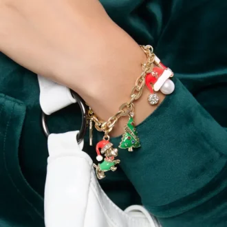 Juligt armband med charms