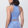 Liten blingad crop-top med hög hals