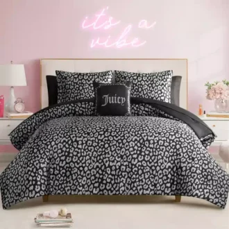 Modernt sängklädesset i satin med leopardmönster