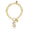 Pava-armband med initialcharm, bokstaven S