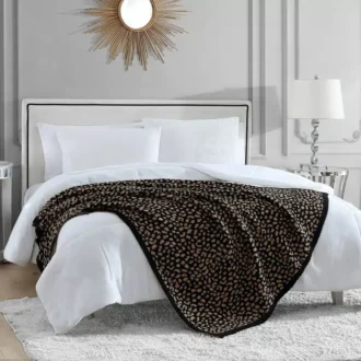 Pläd med leopardmönster