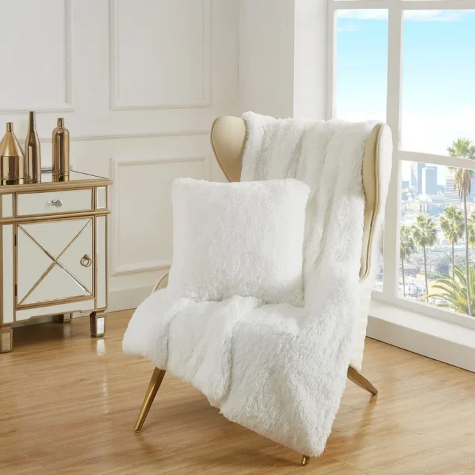 Shaggy Faux Fur Plush Filtar